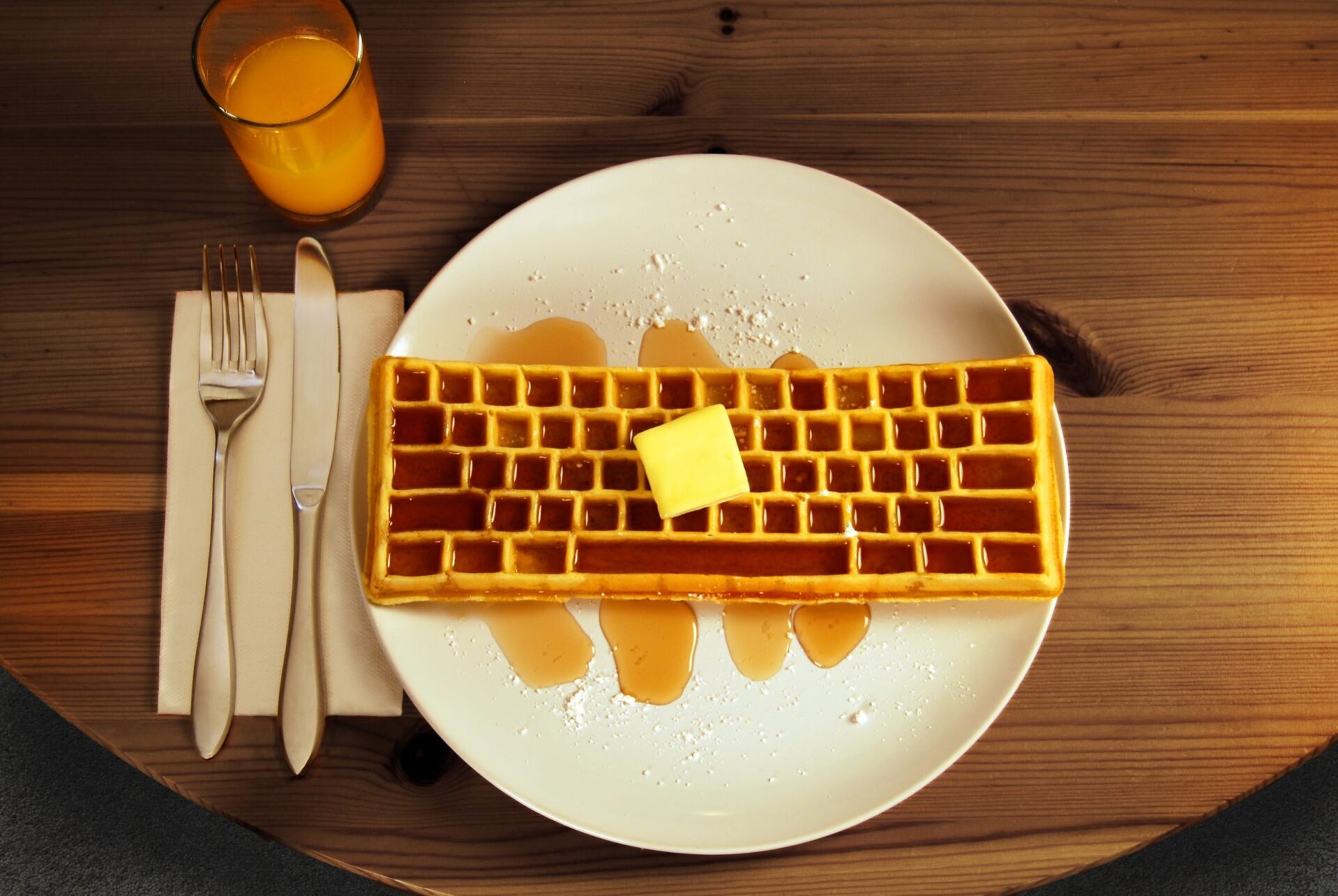 Keyboard_Waffle_Iron_Beauty_Food_Shot