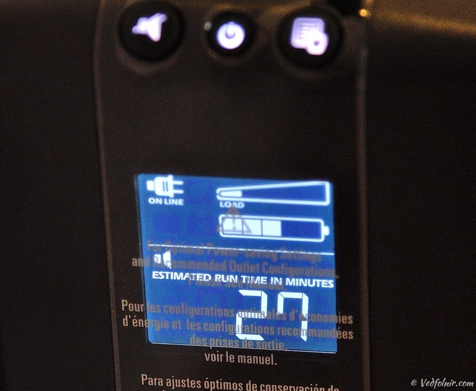 再按一次顯示切換按鈕,顯示目前負載耗電量下的電池可供電時間。