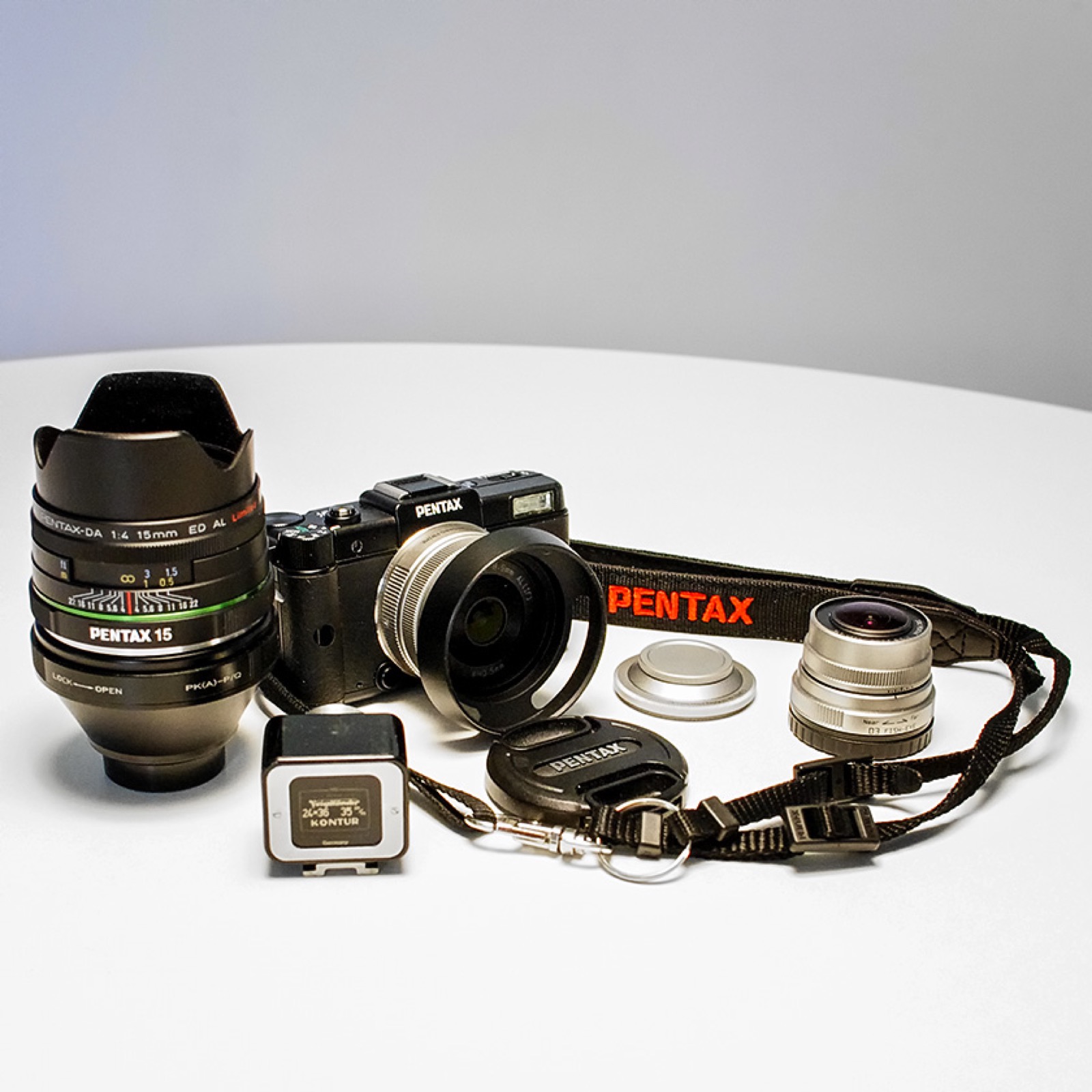 Pentax Q 超輕量微單眼套組