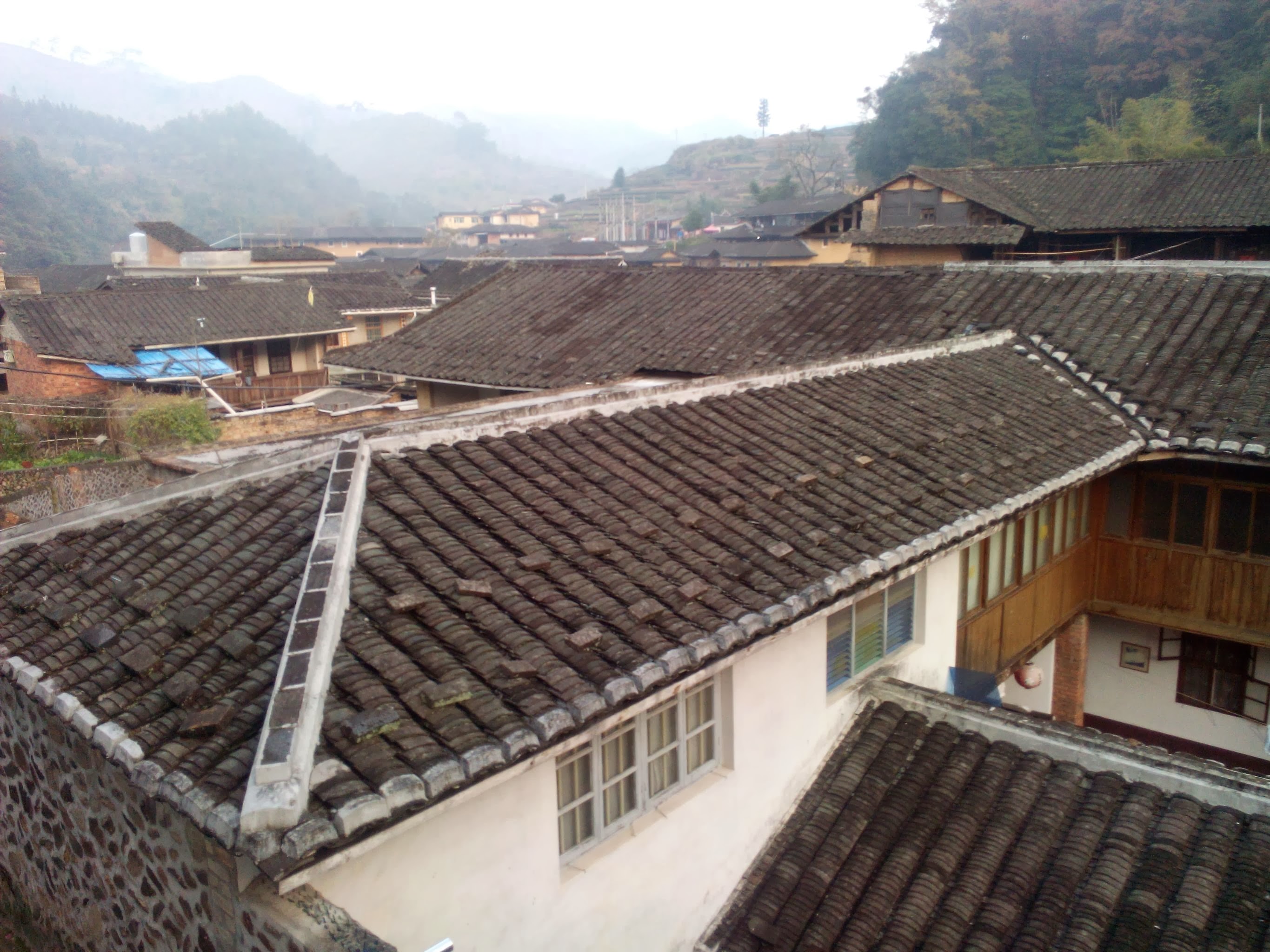福建南靖塔下村青年旅舍 YHA 的寒冷清晨|旅行中國