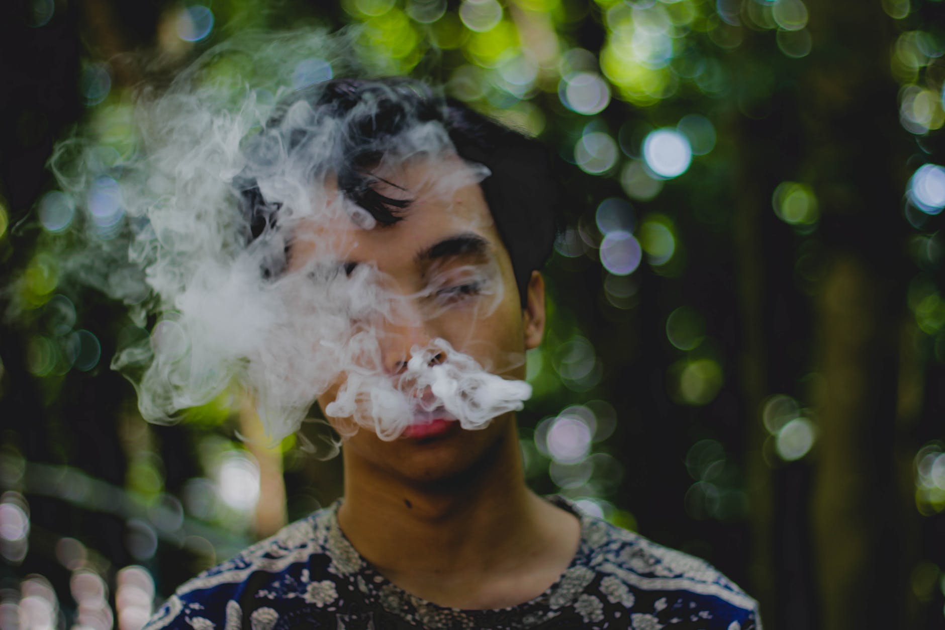 全球男性吸菸率大揭秘:哪些國家最健康?