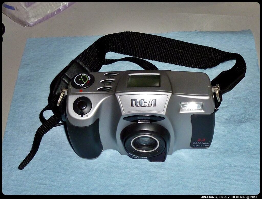 數位相機 RCA 拆解紀錄與改裝紅外線相機 3 RCA Digital Camera CDS6300 02