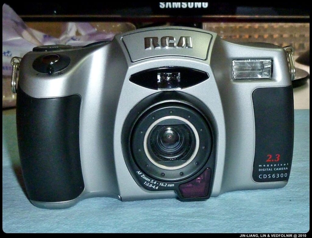 數位相機 RCA 拆解紀錄與改裝紅外線相機 5 RCA Digital Camera CDS6300 04