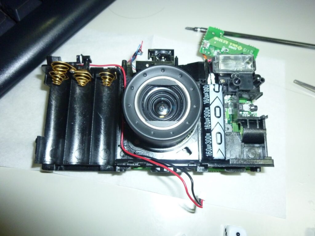 數位相機 RCA 拆解紀錄與改裝紅外線相機 24 RCA Digital Camera CDS6300 23