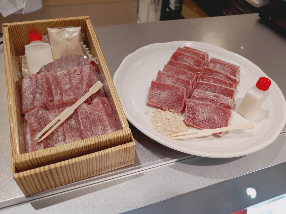 日式甜點：如上等牛肉般的草莓果凍「博多あまび」