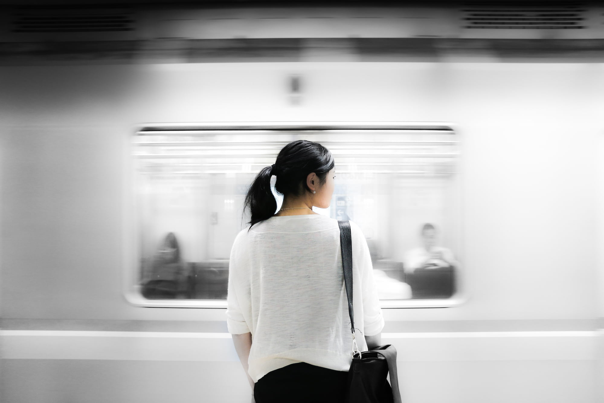 台灣高鐵5月27日第二階段車次異動短期時刻表出爐 train underground subway person
