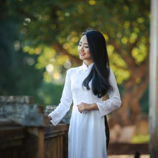 越南旅遊／新版電子簽證上路，25美元上網申請（補充官方回應） fashion person woman girl Vietnam