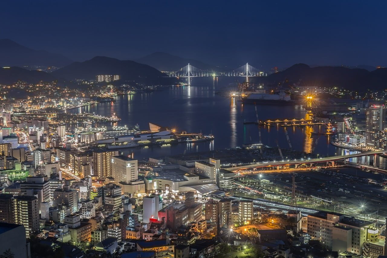 九州長崎市:日本 2018 新夜景聖地 NO.1 第一名 1 九州長崎市:日本 2018 新夜景聖地 NO.1 第一名