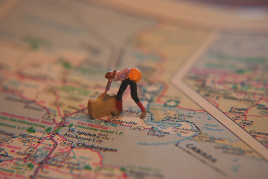 用 Google 我的地圖 My Map 客製化景點地圖 規劃精彩旅遊假期 Doll luggage map woman
