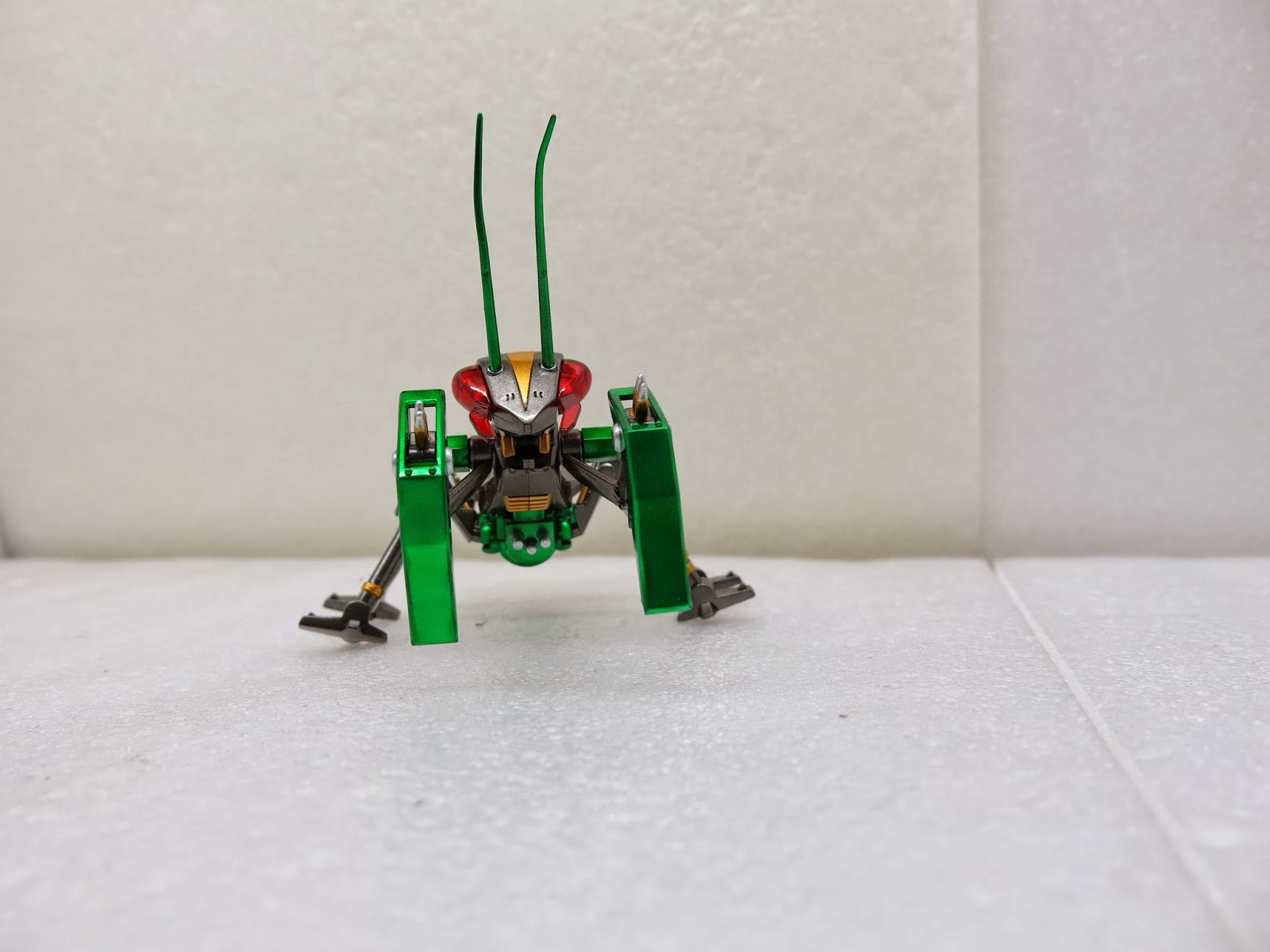 EZ-048 機甲螳螂 DEMANTIS 專業模型代工 10 正面