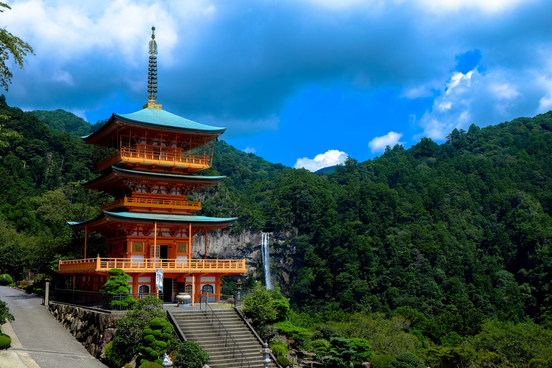 和歌山 3 大世界遺產旅遊景點(熊野古道、那智瀑布、高野山)